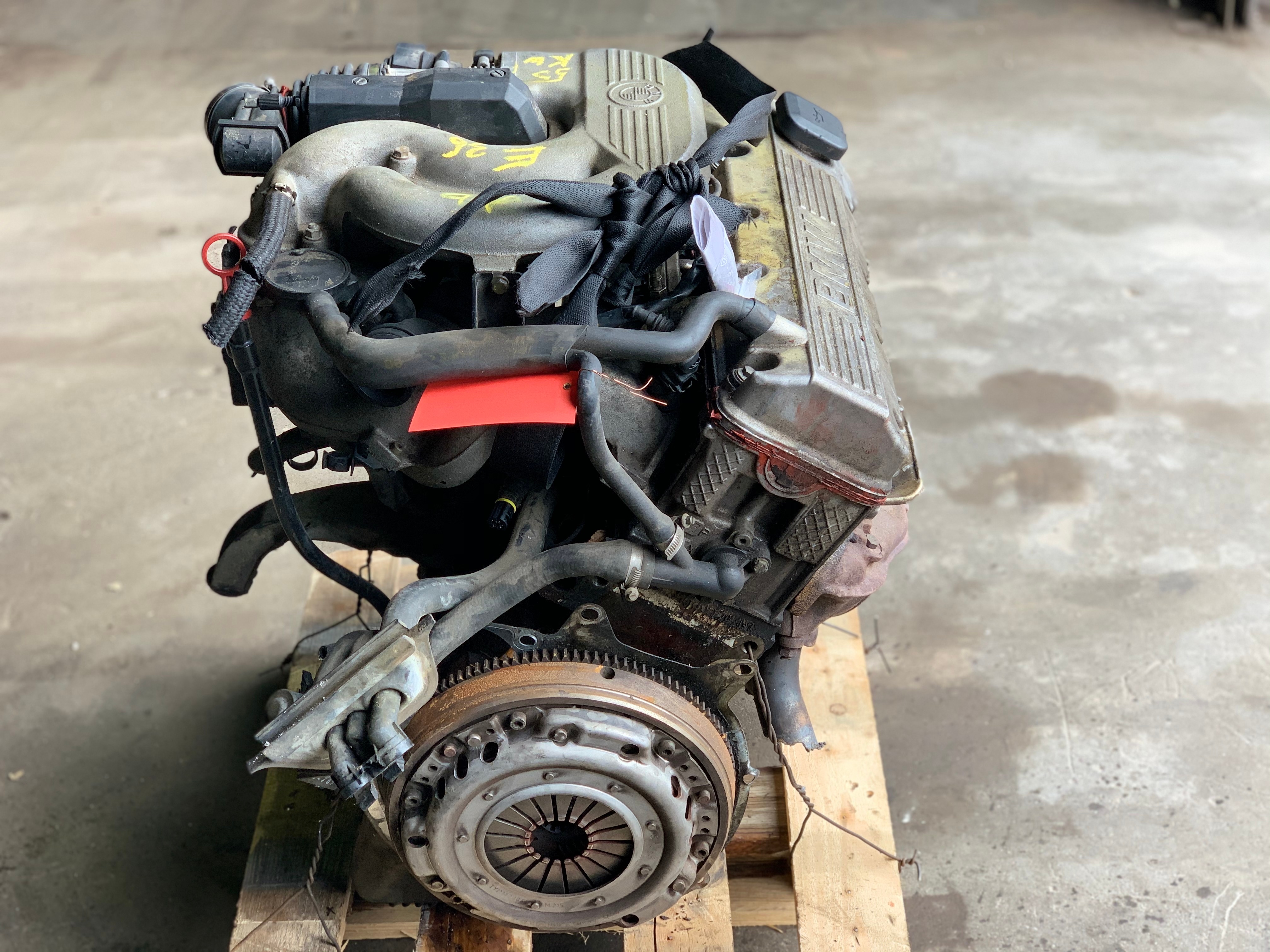 Двигатель bmw m43b16